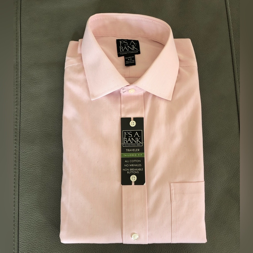 Jos A Bank Traveler’s Collection Tailored Fit Button Down